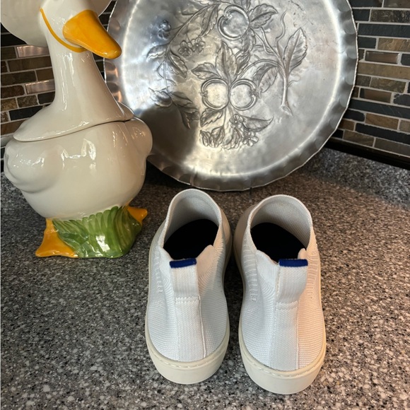 ROTHY’S Chelsea Sneakers size 8 - Picture 3 of 5